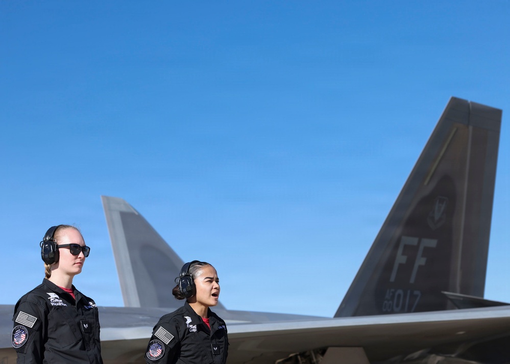 F-22 Demo Team Secures 2026 Heritage Flight Accreditation