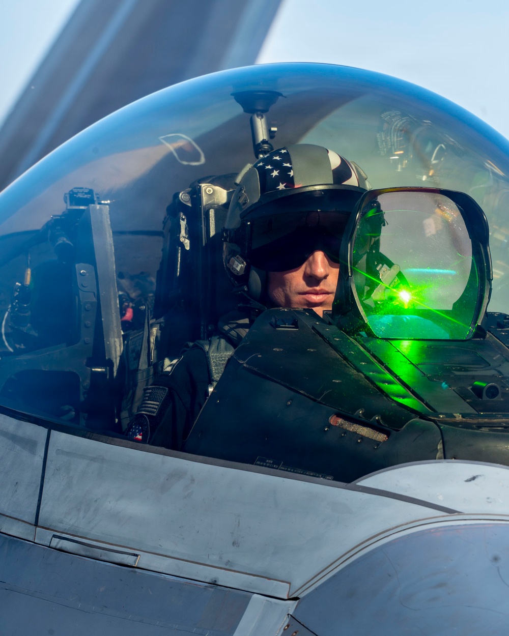 F-22 Demo Team Secures 2026 Heritage Flight Accreditation