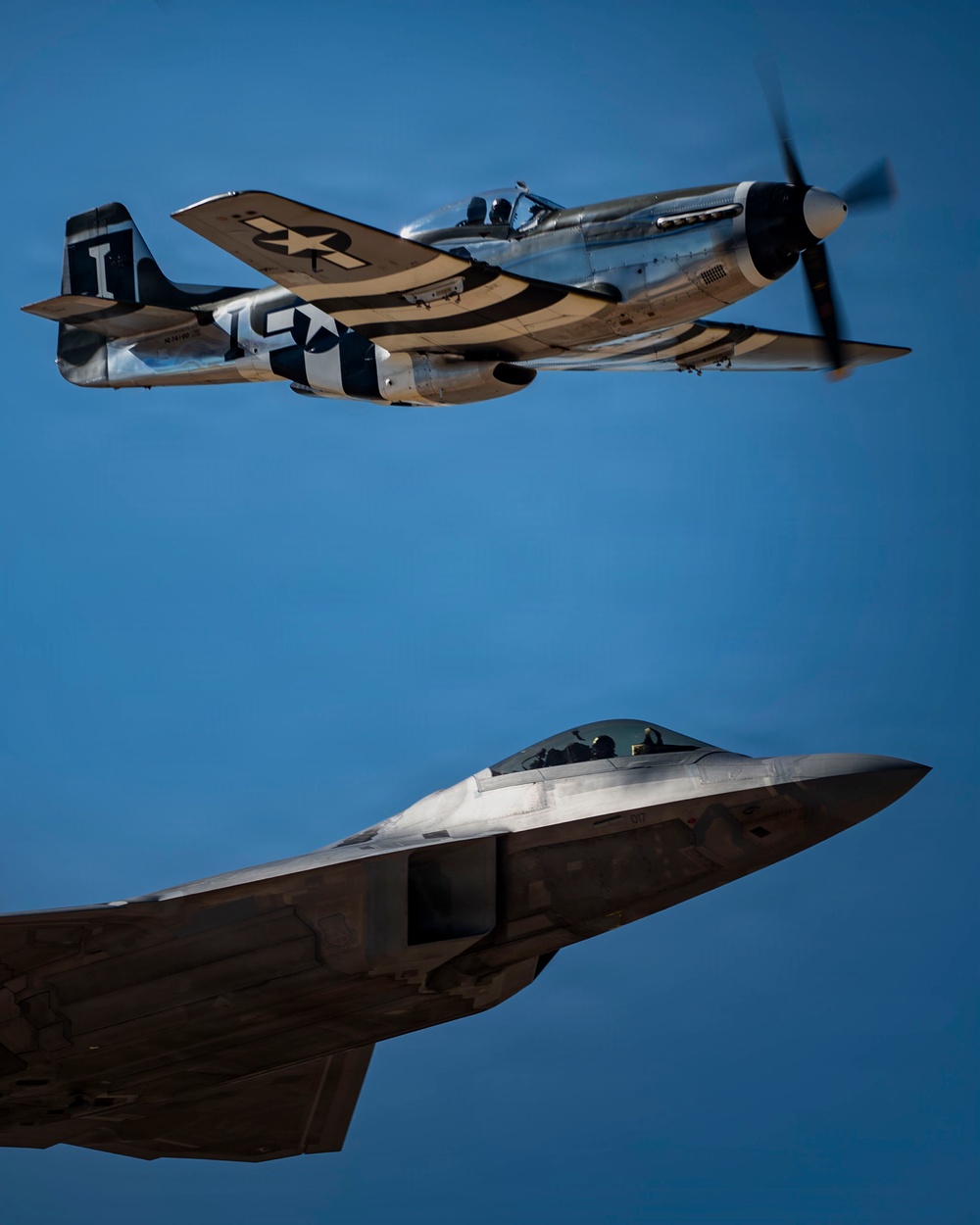 F-22 Demo Team Secures 2026 Heritage Flight Accreditation