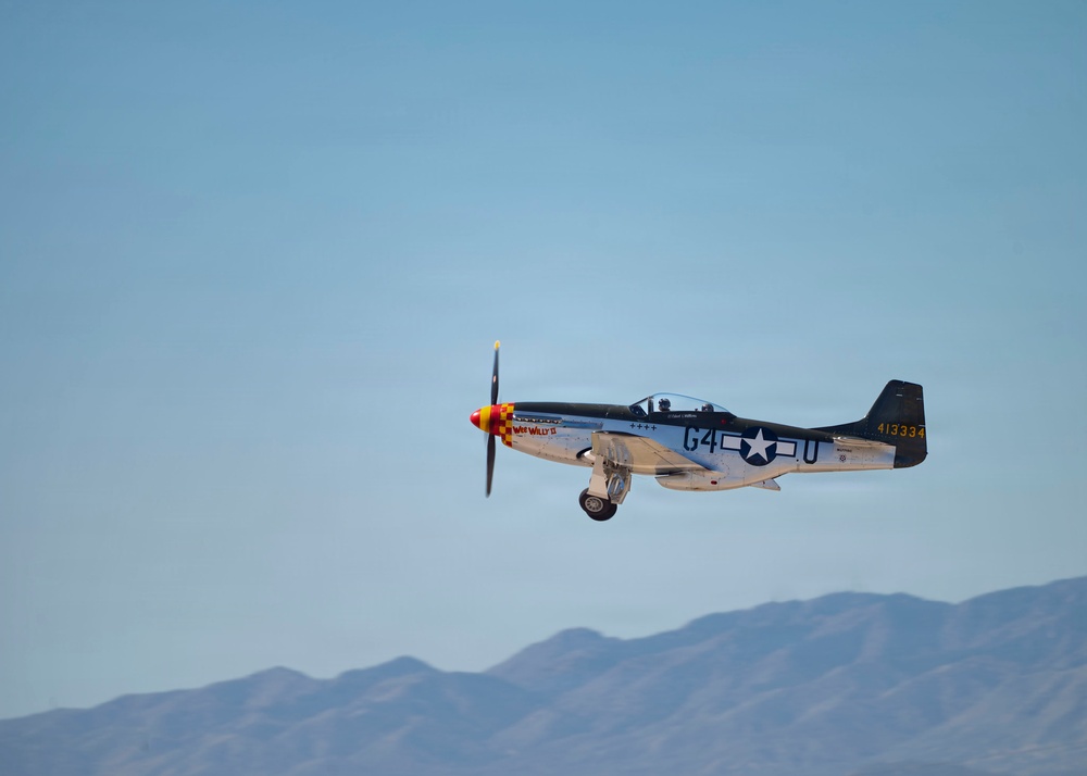 F-22 Demo Team Secures 2026 Heritage Flight Accreditation