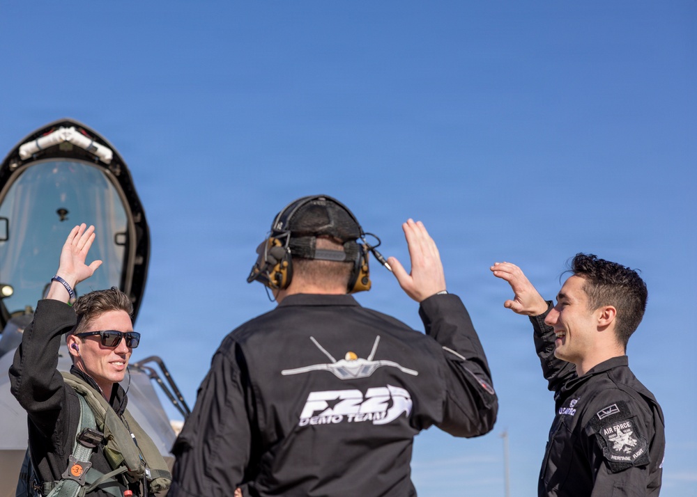 F-22 Demo Team Secures 2026 Heritage Flight Accreditation
