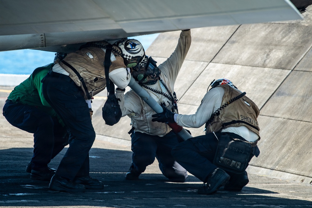 Nimitz Conducts Air Power Demonstration