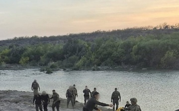 Three Illegal Aliens Rescued From Rio Grande