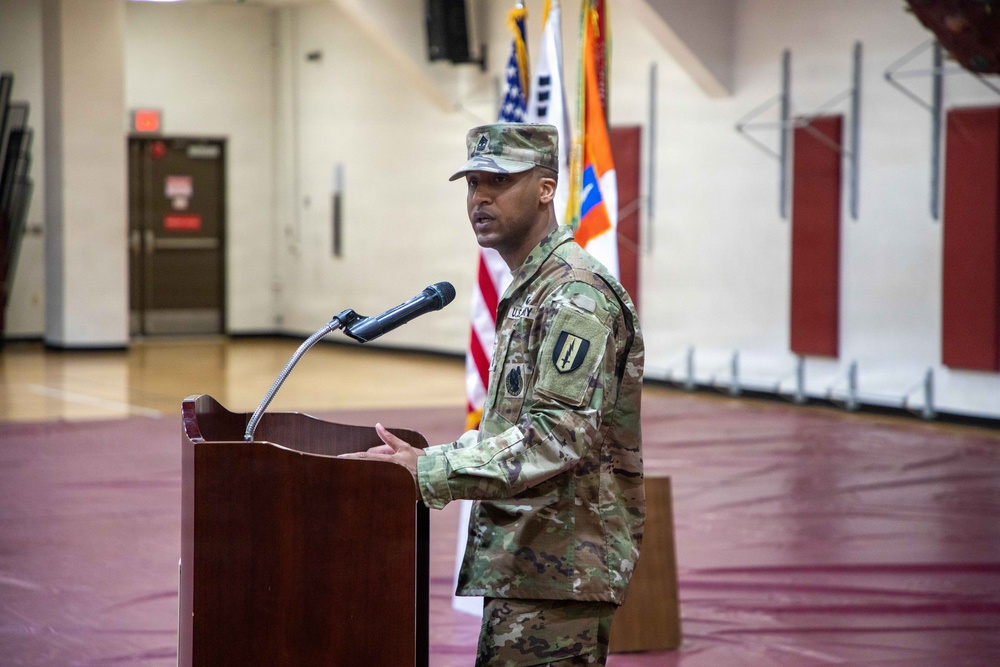 HHC, 1st Signal Brigade holds Change of Responsibility Ceremony.