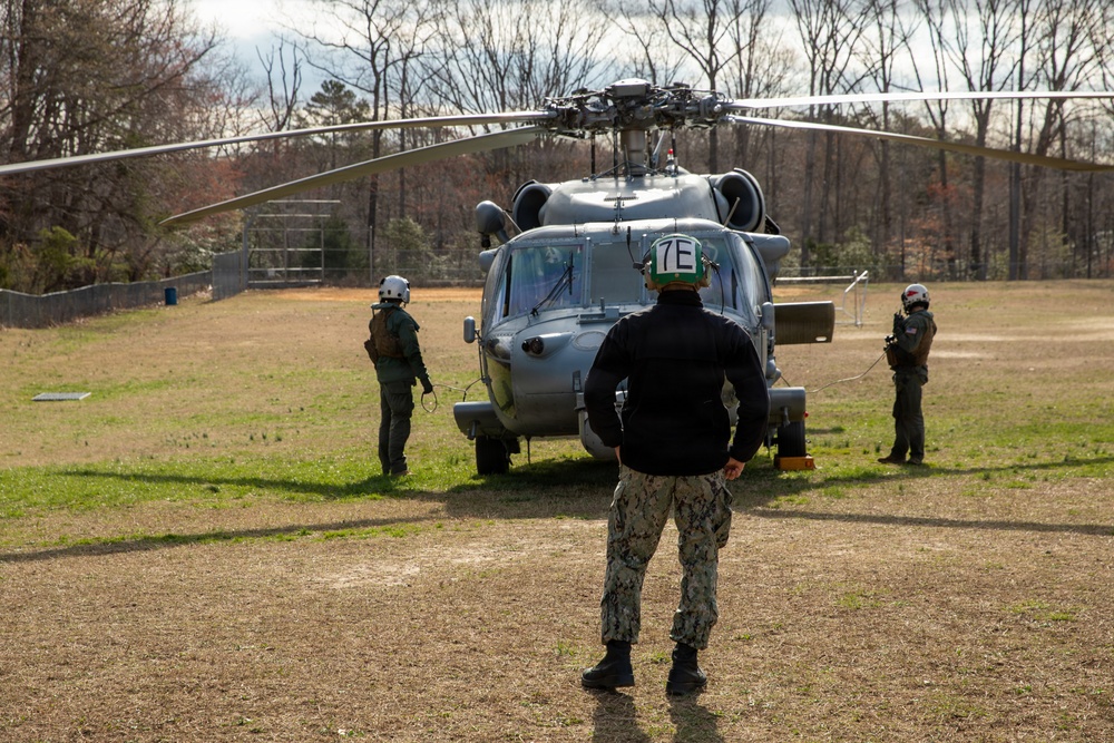 VX-1 visits Esperanza Middle School for career day