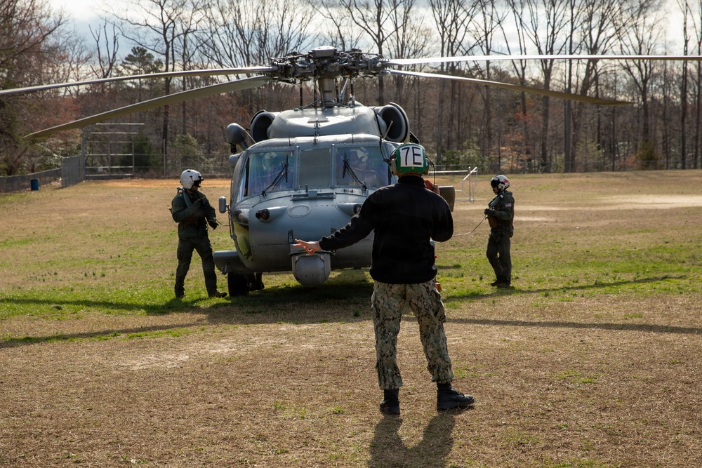 VX-1 visits Esperanza Middle School for outreach event