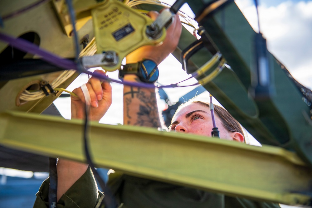 Boxer Conducts Sea and Anchor