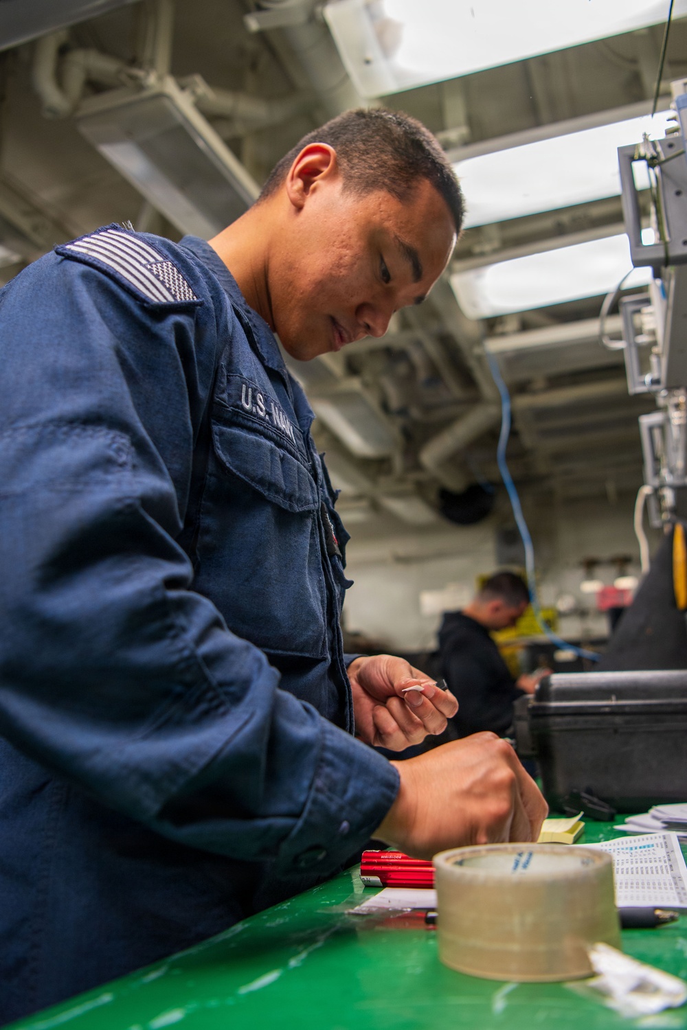 Sailors, Marines Work Together in Boxer AIMD Spaces