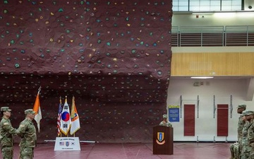 HHC, 1st Signal Brigade holds Change of Responsibility Ceremony.