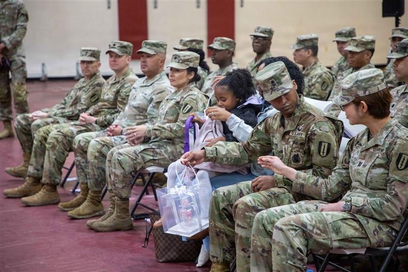 HHC, 1st Signal Brigade holds Change of Responsibility Ceremony.
