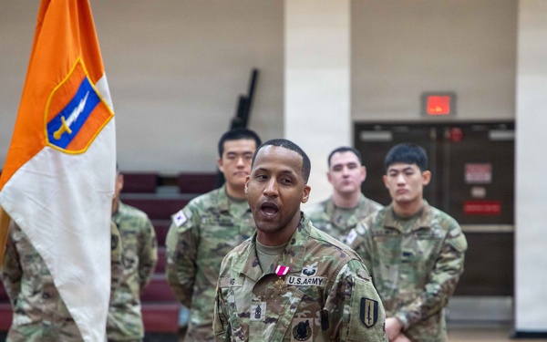 HHC, 1st Signal Brigade holds Change of Responsibility Ceremony.