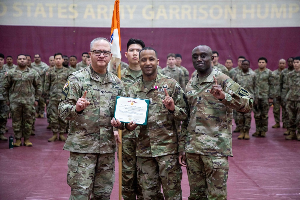 HHC, 1st Signal Brigade holds Change of Responsibility Ceremony.