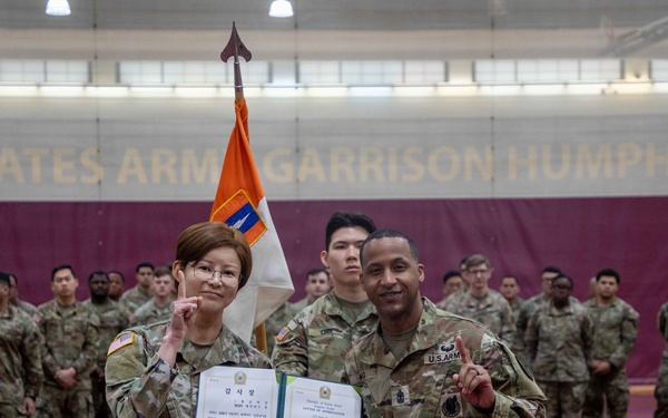 HHC, 1st Signal Brigade holds Change of Responsibility Ceremony.