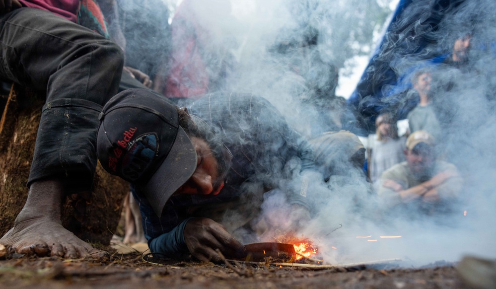 DPAA Mission 25-4 learns survival tactics from locals in Papua New Guinea