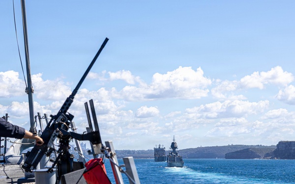 USS Fitzgerald pulls into Sydney following Exercise Kakadu 2026