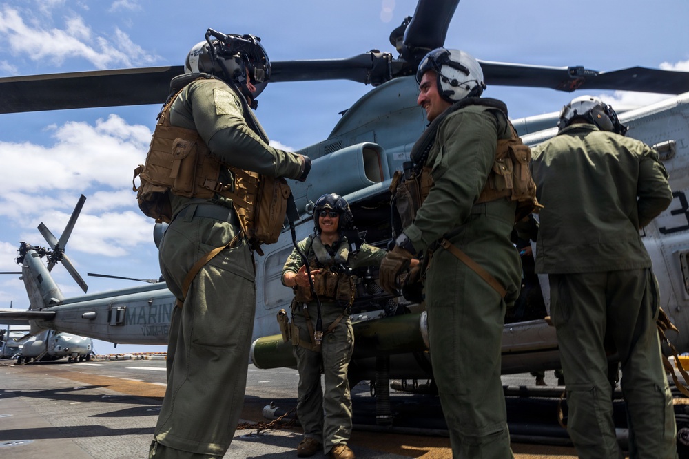 11th MEU Marines, Sailors Conduct Flight Operations Aboard USS Boxer