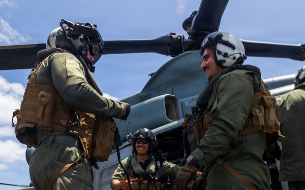 11th MEU Marines, Sailors Conduct Flight Operations Aboard USS Boxer