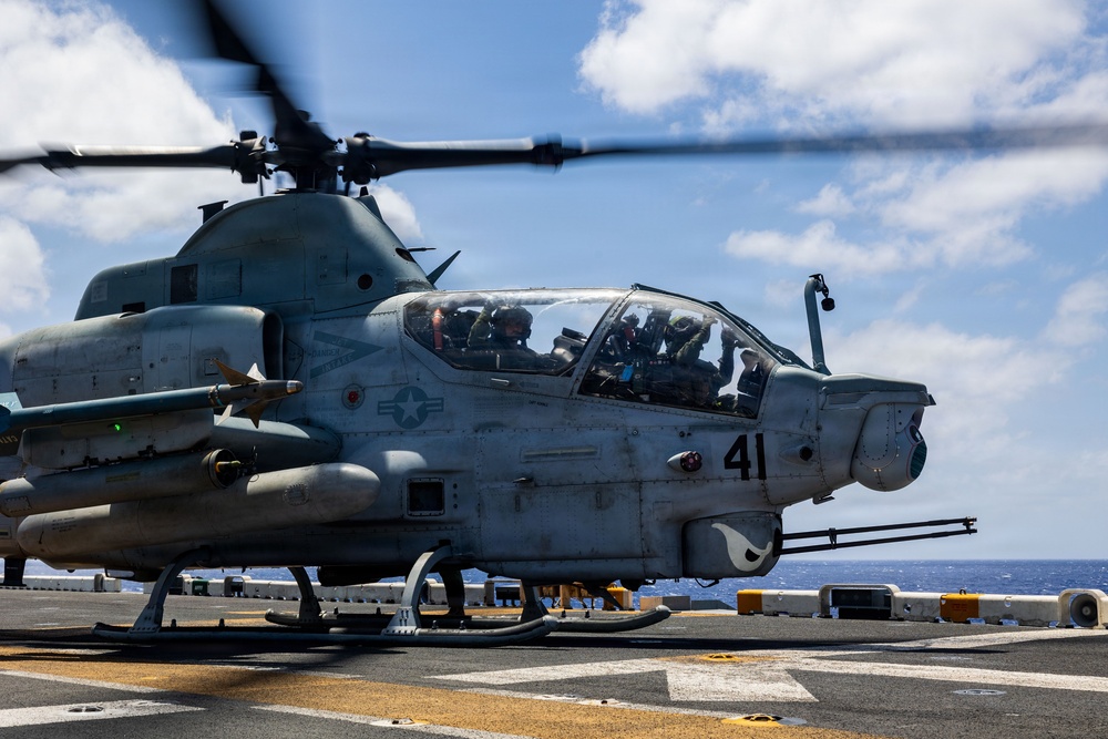 11th MEU Marines, Sailors Conduct Flight Operations Aboard USS Boxer