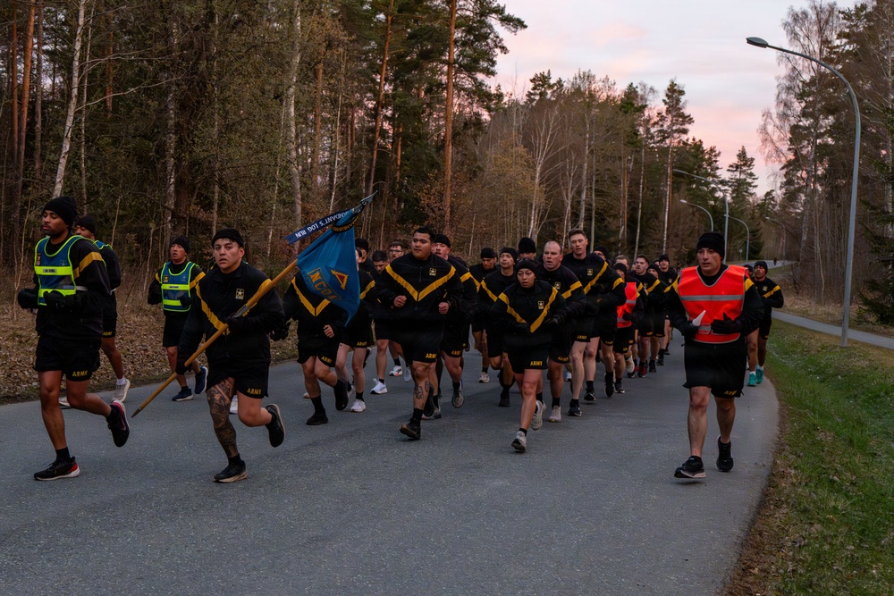 7ATC NCOA Class 05-26 Commandant's Run