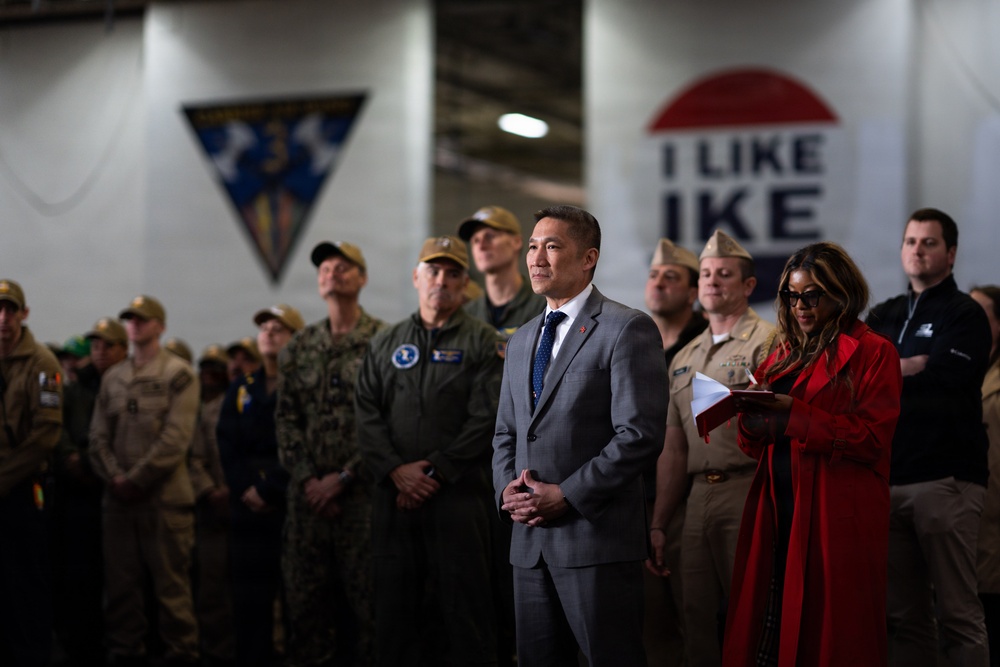 Under SECNAV Visits IKE