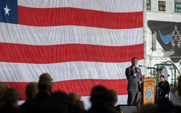 Under SECNAV Visits IKE