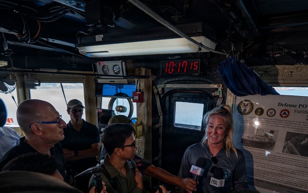 U.S. Embassy to the Philippines Chargé d’Affaires a.i. visits 26-1PH