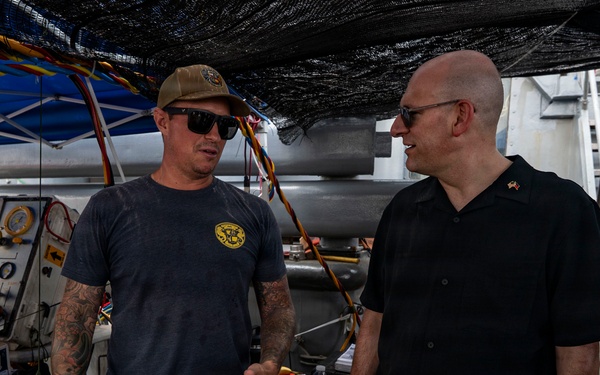 U.S. Embassy to the Philippines Chargé d’Affaires a.i. visits 26-1PH