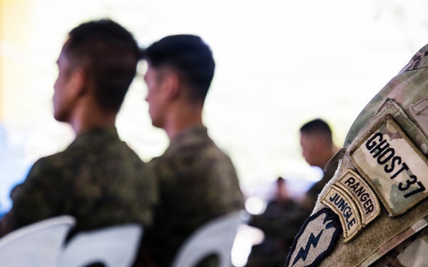 U.S. and Philippine Soldiers Conduct Electronic Warfare Training at Exercise Salaknib 2026