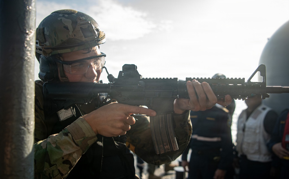 Ecuadorian Navy Esmeraldas-class corvette BAE Manabi (CM-12) and USS Gridley VBSS Exercise