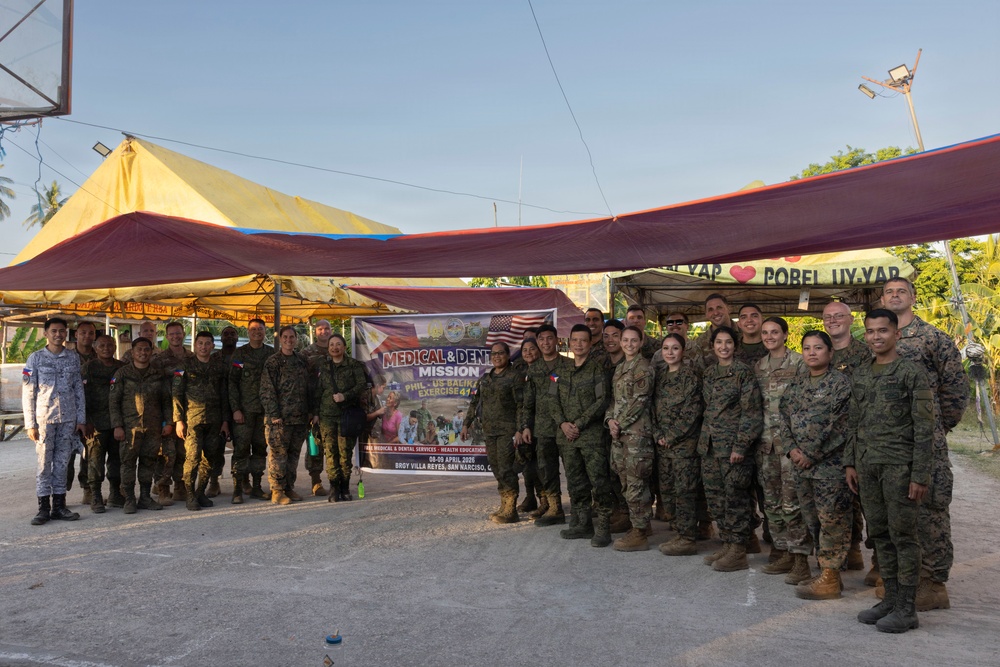 Balikatan 2026: U.S., Philippine service members provide medical care, training in San Narciso