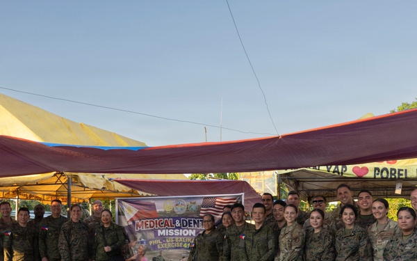 Balikatan 2026: U.S., Philippine service members provide medical care, training in San Narciso