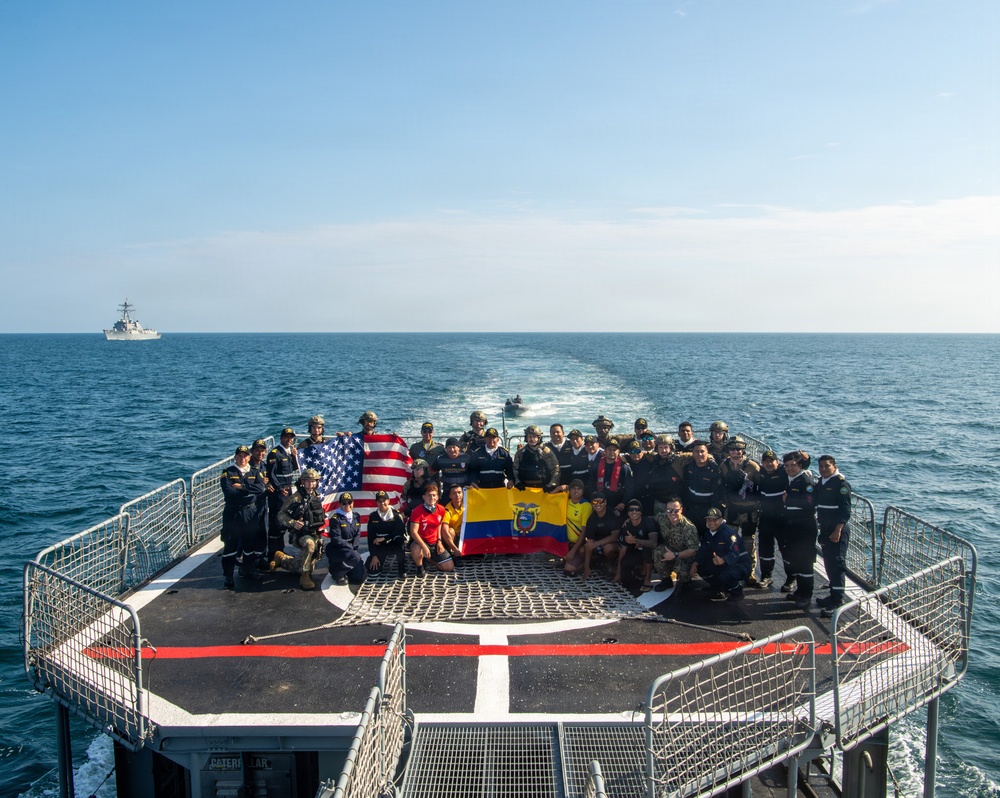 Ecuadorian Navy Esmeraldas-class corvette BAE Manabi (CM-12) and USS Gridley VBSS Exercise