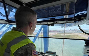 SWG Commander Visits Port Freeport