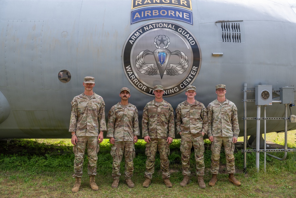 23d CABS Airmen Graduate Air Assault School