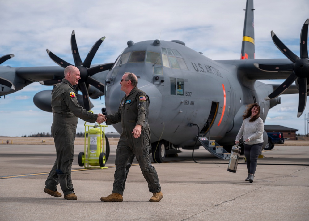 Final Flight Marks Retirement of Two Wyoming Air National Guard Leaders