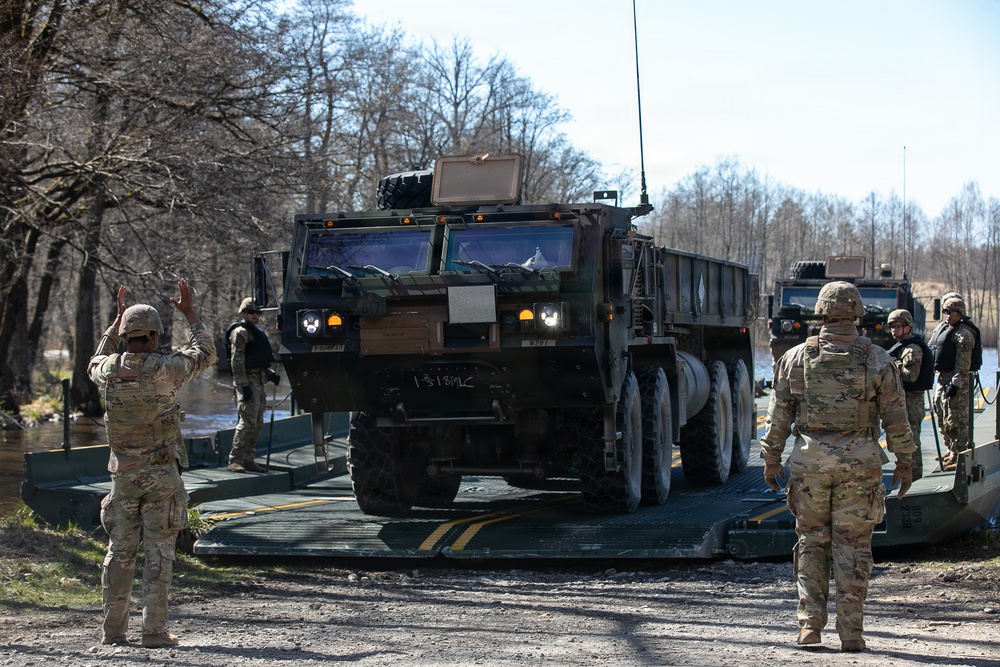 809th MRBC sling load and rafting operation