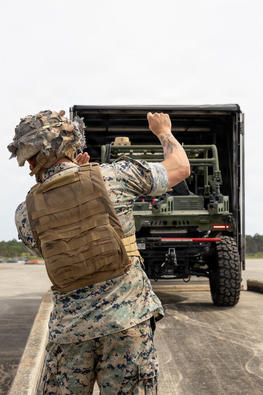 U.S. Marines with 2nd LAAD receive ULTVs and LMADIS systems
