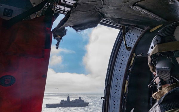 HSC-23 conducts flight operations with USS John P. Murtha ahead of Artemis II recovery