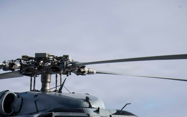 HSC-23 conducts flight operations with USS John P. Murtha ahead of Artemis II recovery