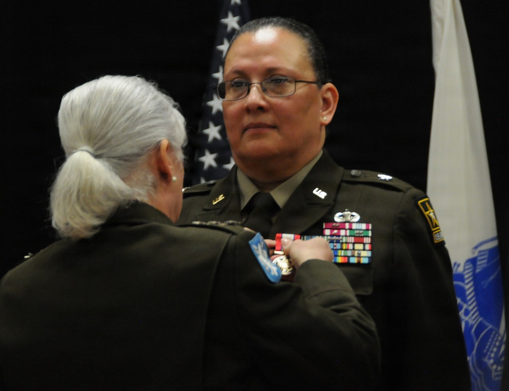 Army Reserve leader retires after four decades of service