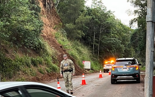 Kolekole Pass Access Wrap