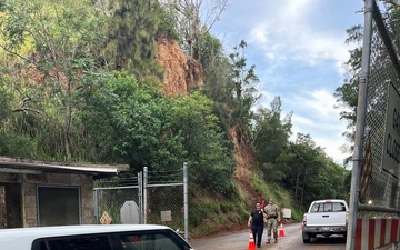 Kolekole Pass Access Wrap