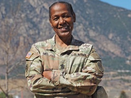 Soldier Recovery Unit helps sergeant major reach summit of rehabilitation