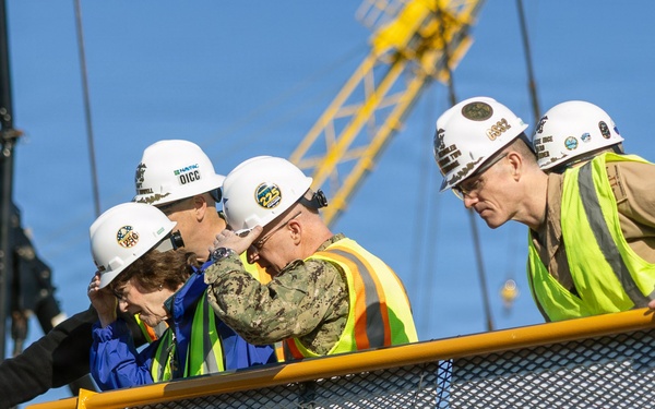 Chief of Naval Operations Visits Portsmouth Naval Shipyard