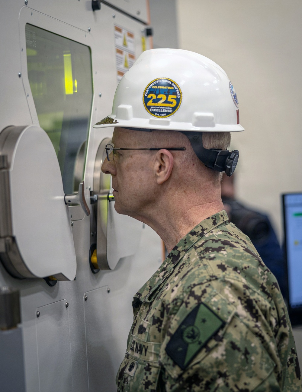Chief of Naval Operations Visits Portsmouth Naval Shipyard