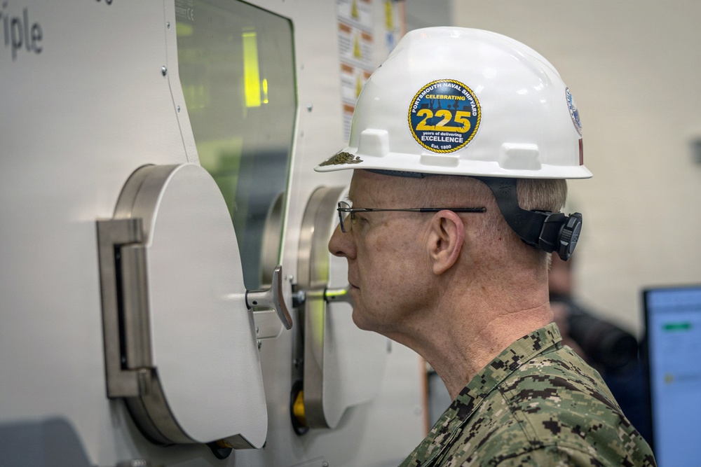 Chief of Naval Operations Visits Portsmouth Naval Shipyard