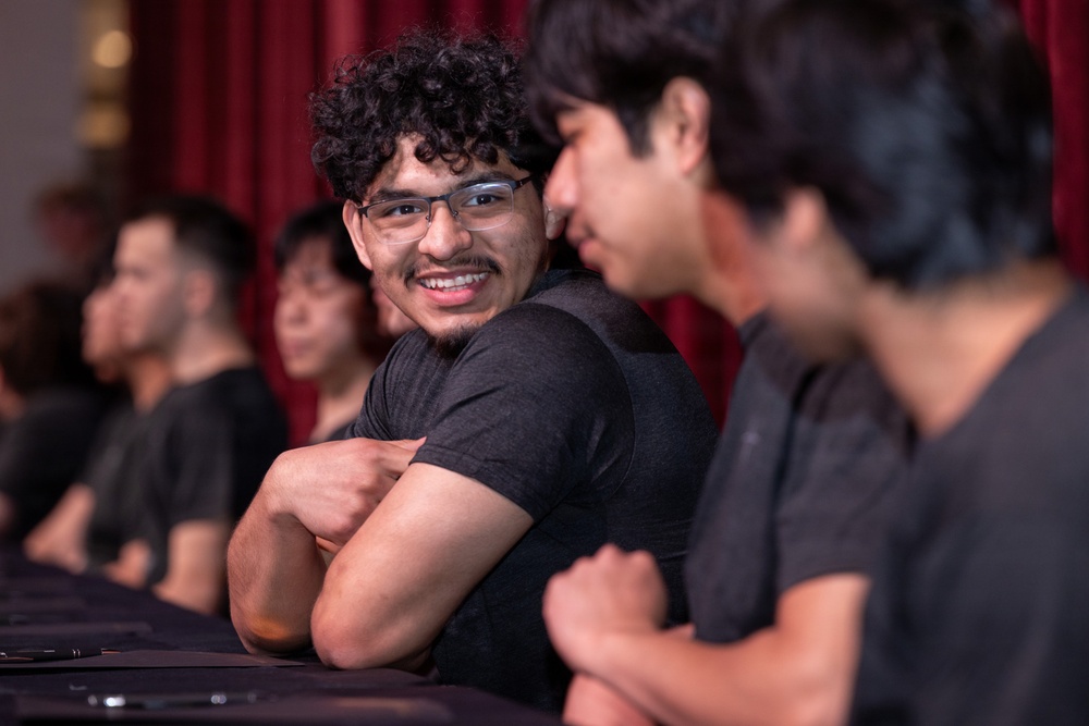 Austin High School Celebrates 16 Enlisting Classmates