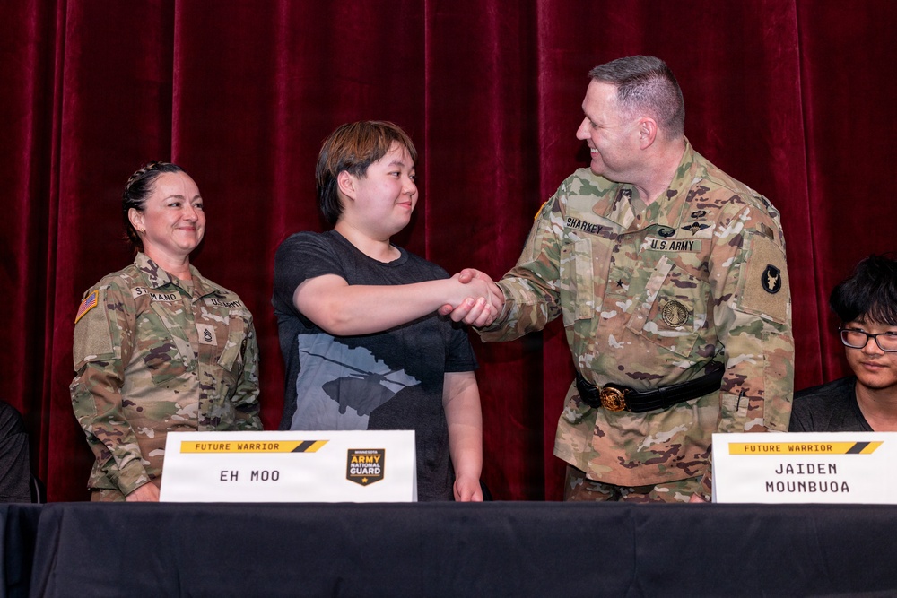 Austin High School Celebrates 16 Enlisting Classmates