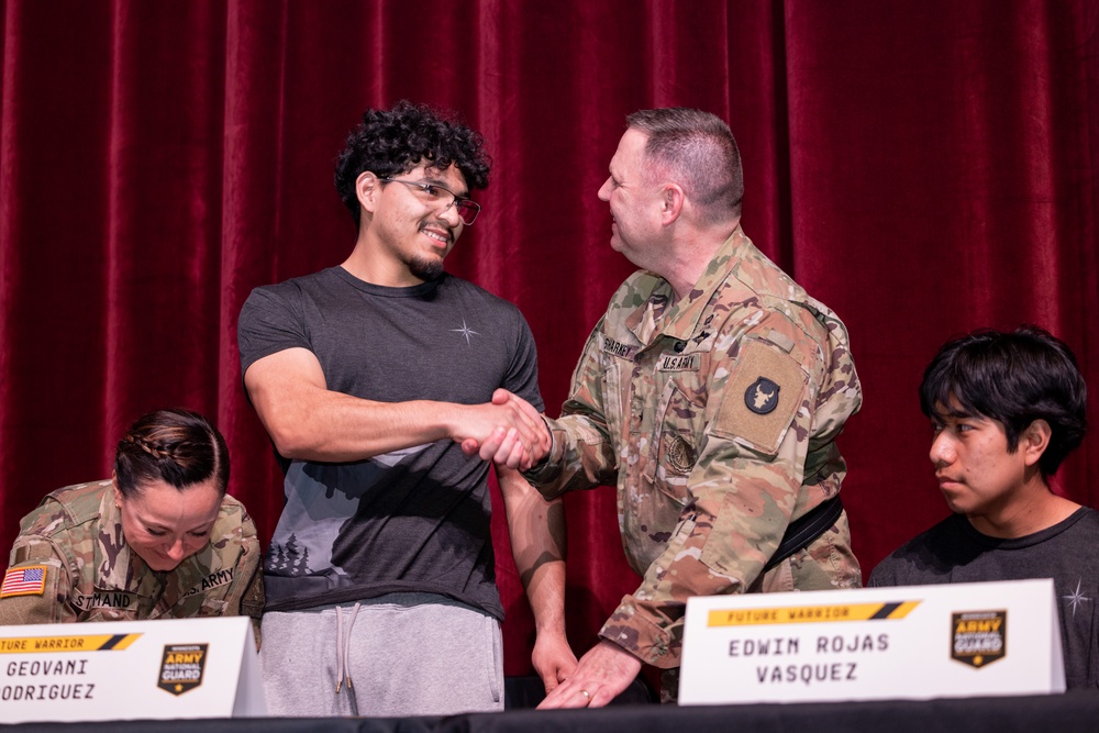 Austin High School Celebrates 16 Enlisting Classmates