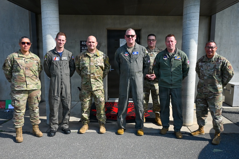 U.S. Air Force Lt. Gen. Luke Ahmann, Commander, Continental U.S. North American Aerospace Defense Command Region; Commander, 1st Air Force (U.S. Air Forces Northern and U.S. Air Forces Space) visits the 177th Fighter Wing, New Jersey Air national Guard